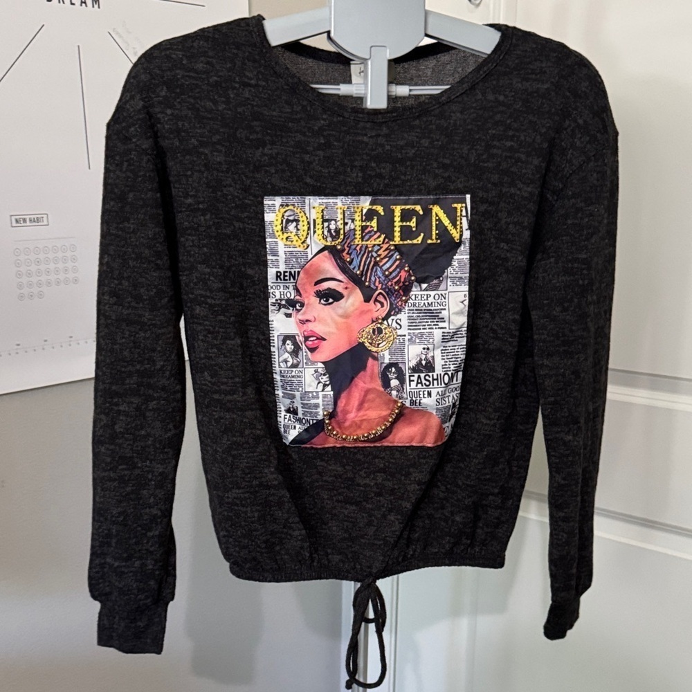 Free Kisses Black and Gray Knit Queen Bee Top